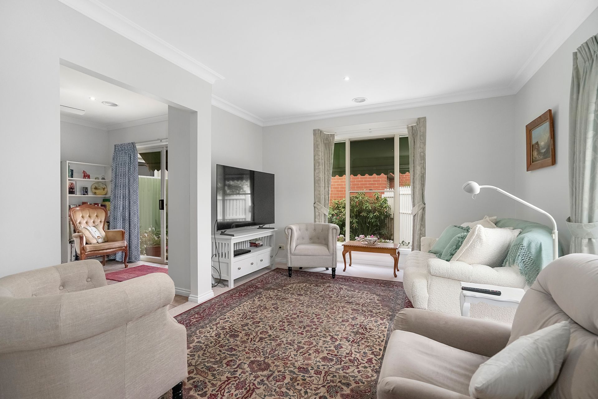 2/7 Martin Avenue, Lake Wendouree, Lake Wendouree - Thumbnail 7