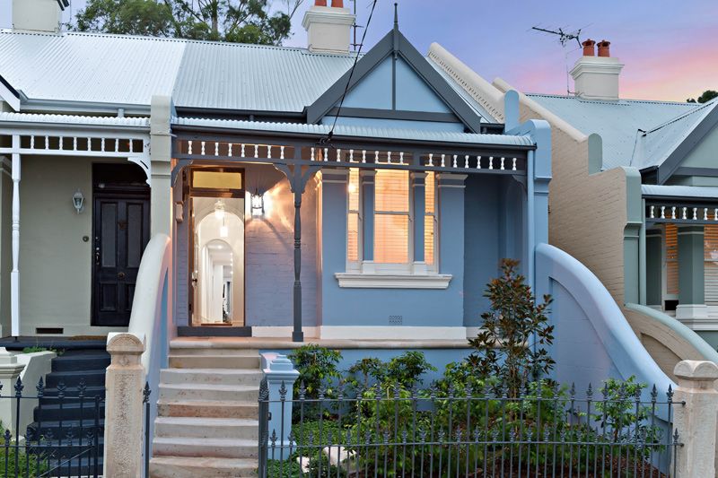 SOLD - A Stylish Sanctuary for the Modern Entertainer