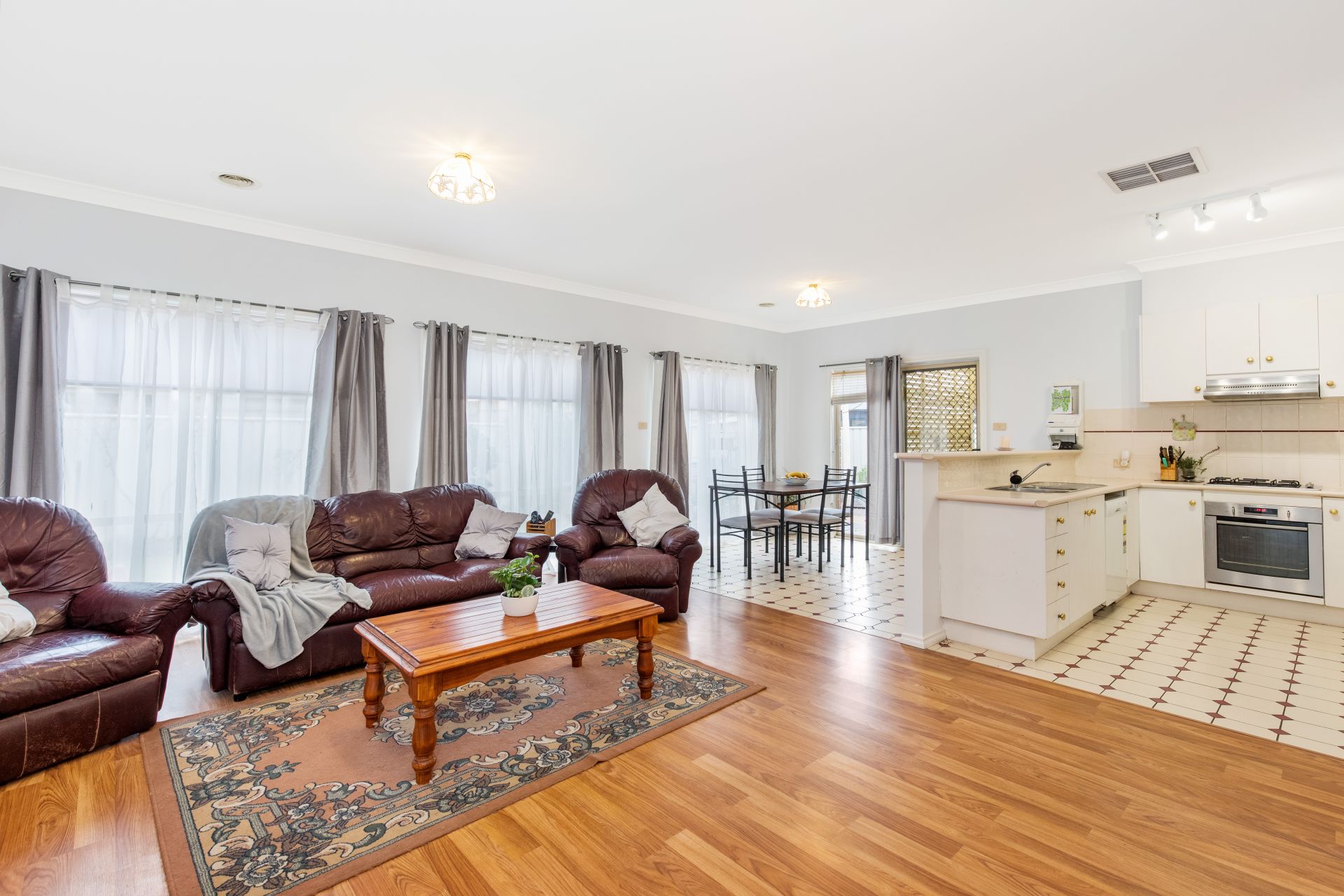 5 Landers Court, Caroline Springs - Thumbnail 4