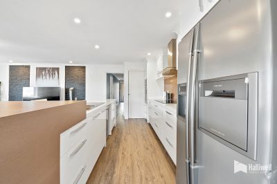 84 South Road, West Ulverstone, West Ulverstone - Thumbnail 2