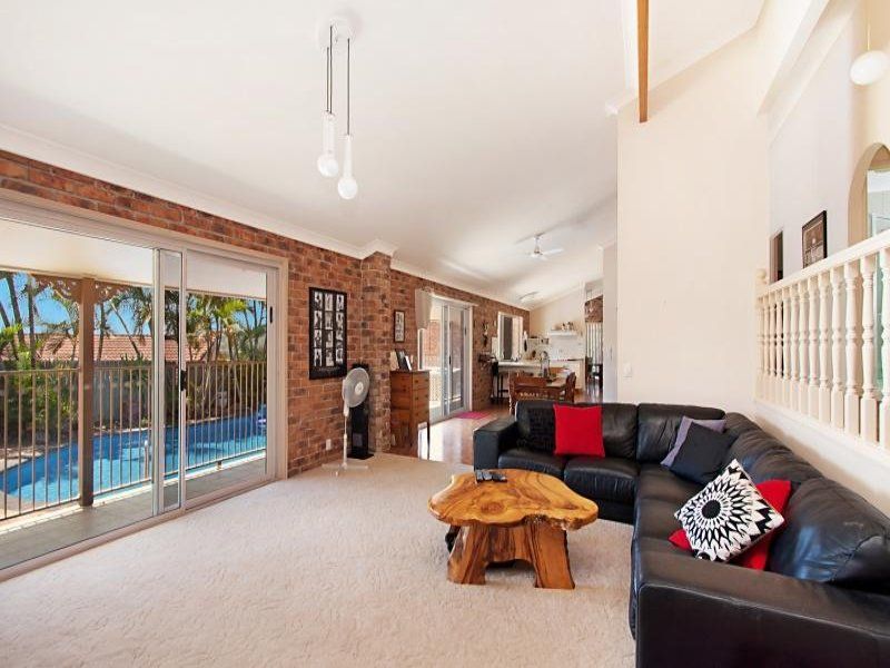 19 Sawtell Drive, CURRUMBIN WATERS, Currumbin Waters - Thumbnail 6