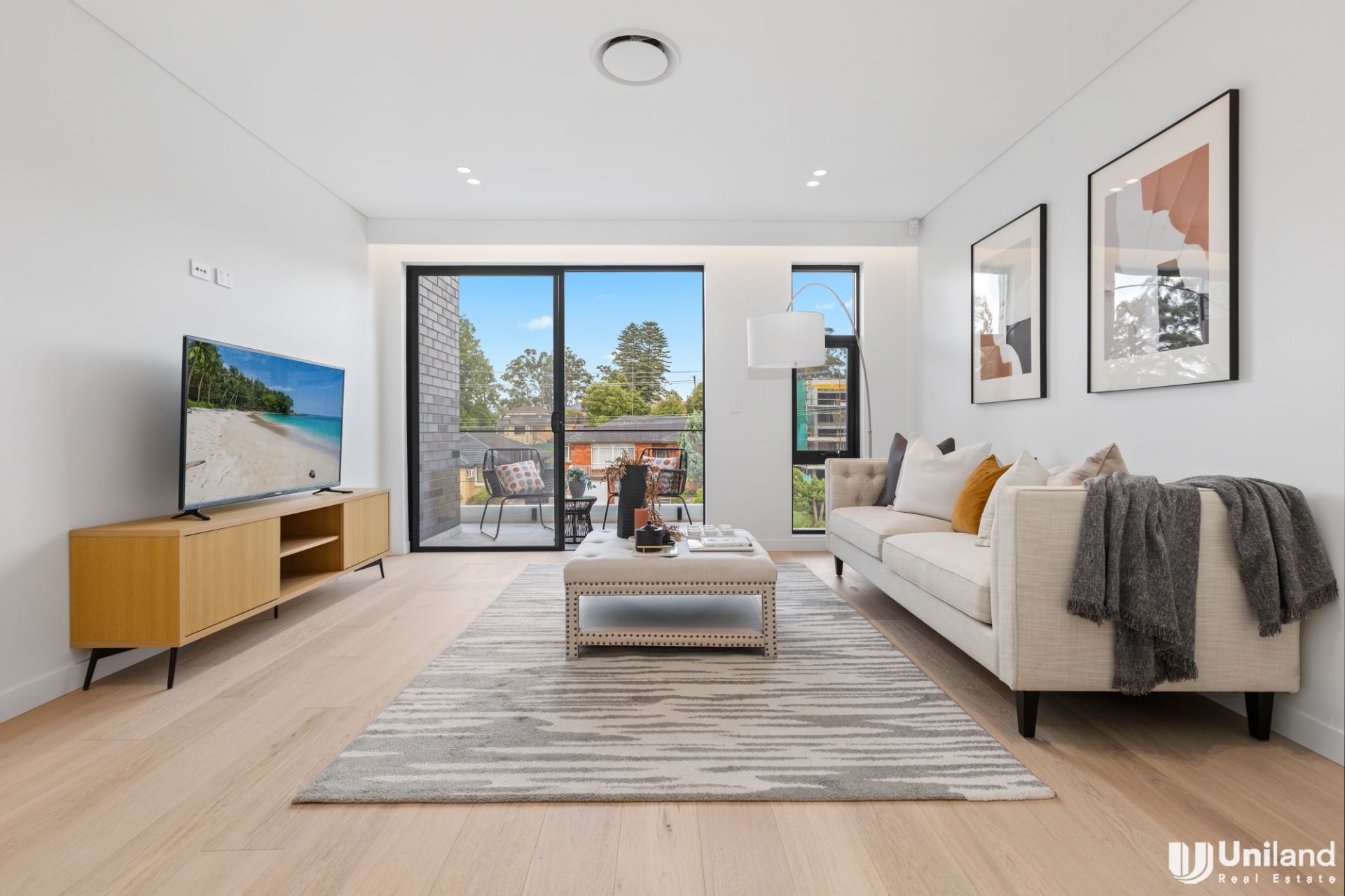 13 Barellan Avenue, Carlingford Uniland Real Estate