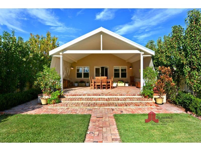 Real Estate For Sale 72 Stirling Street Bunbury , WA