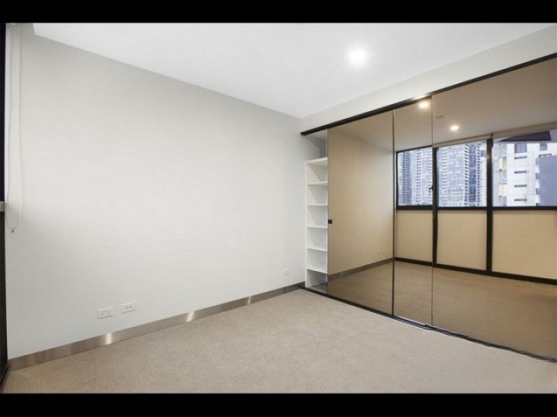501/33 Clarke Street, Southbank - Thumbnail 6