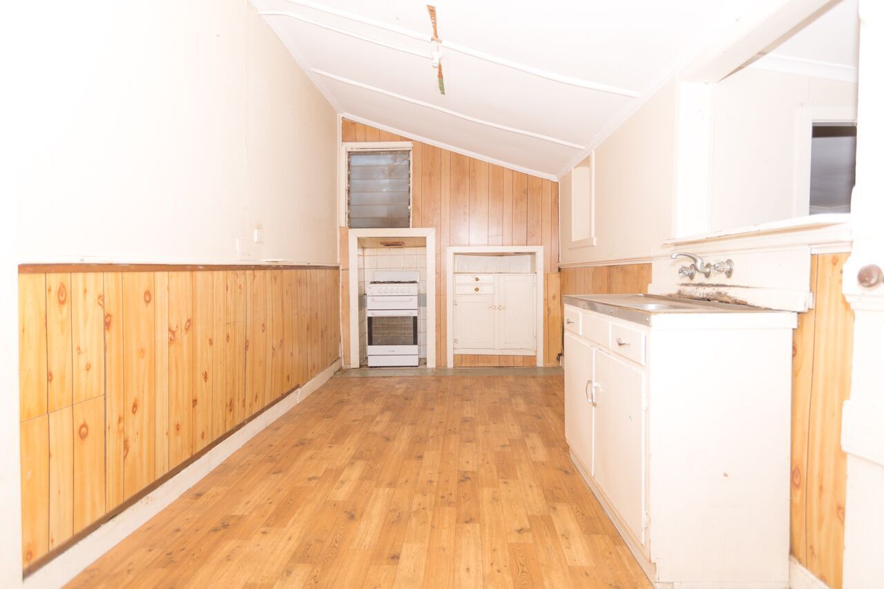 6 MONTH LEASE