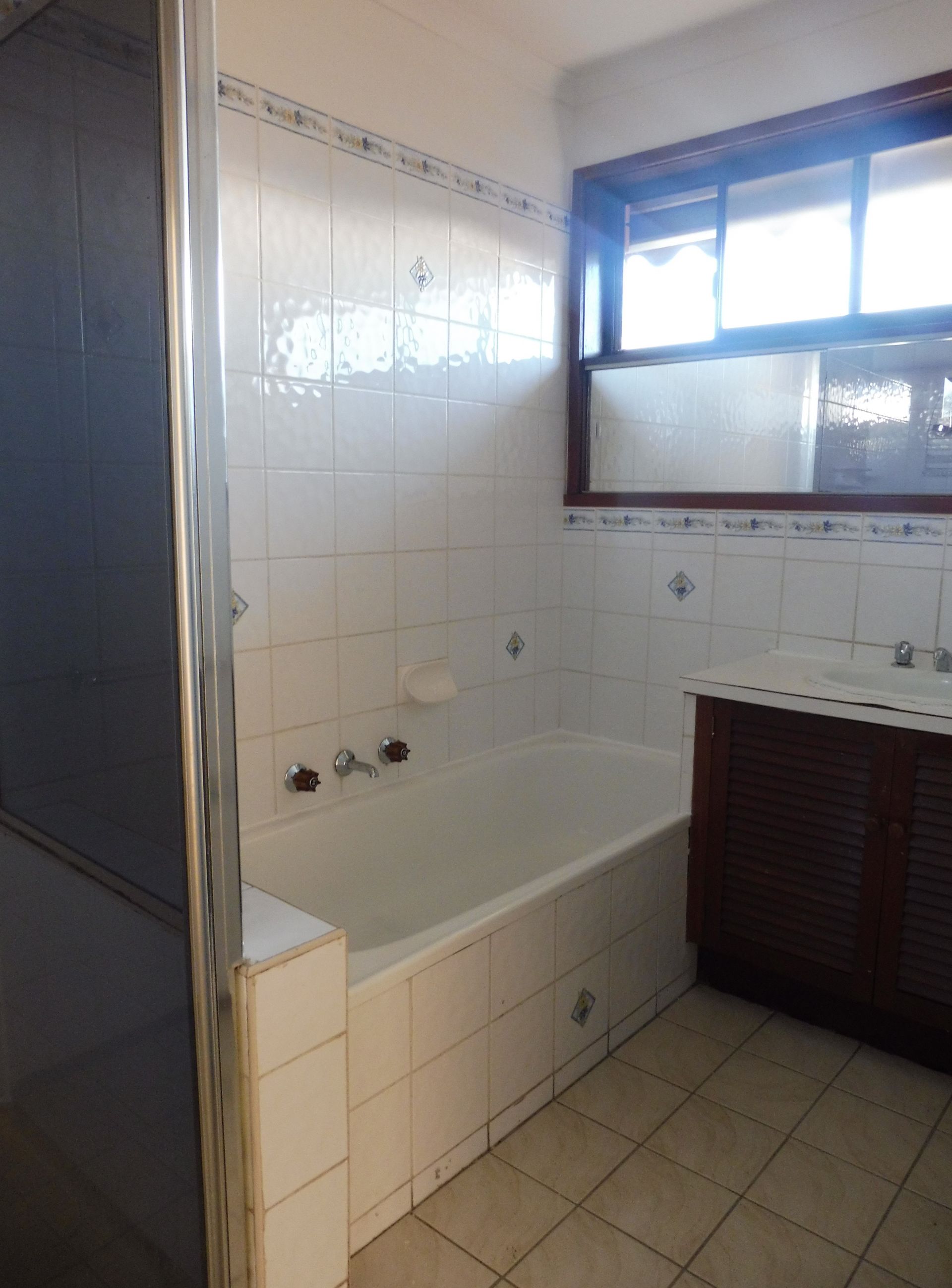 NEAT, TIDY AND FULLY RENOVATED.