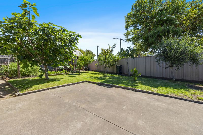 27 Nolan Drive, Epping