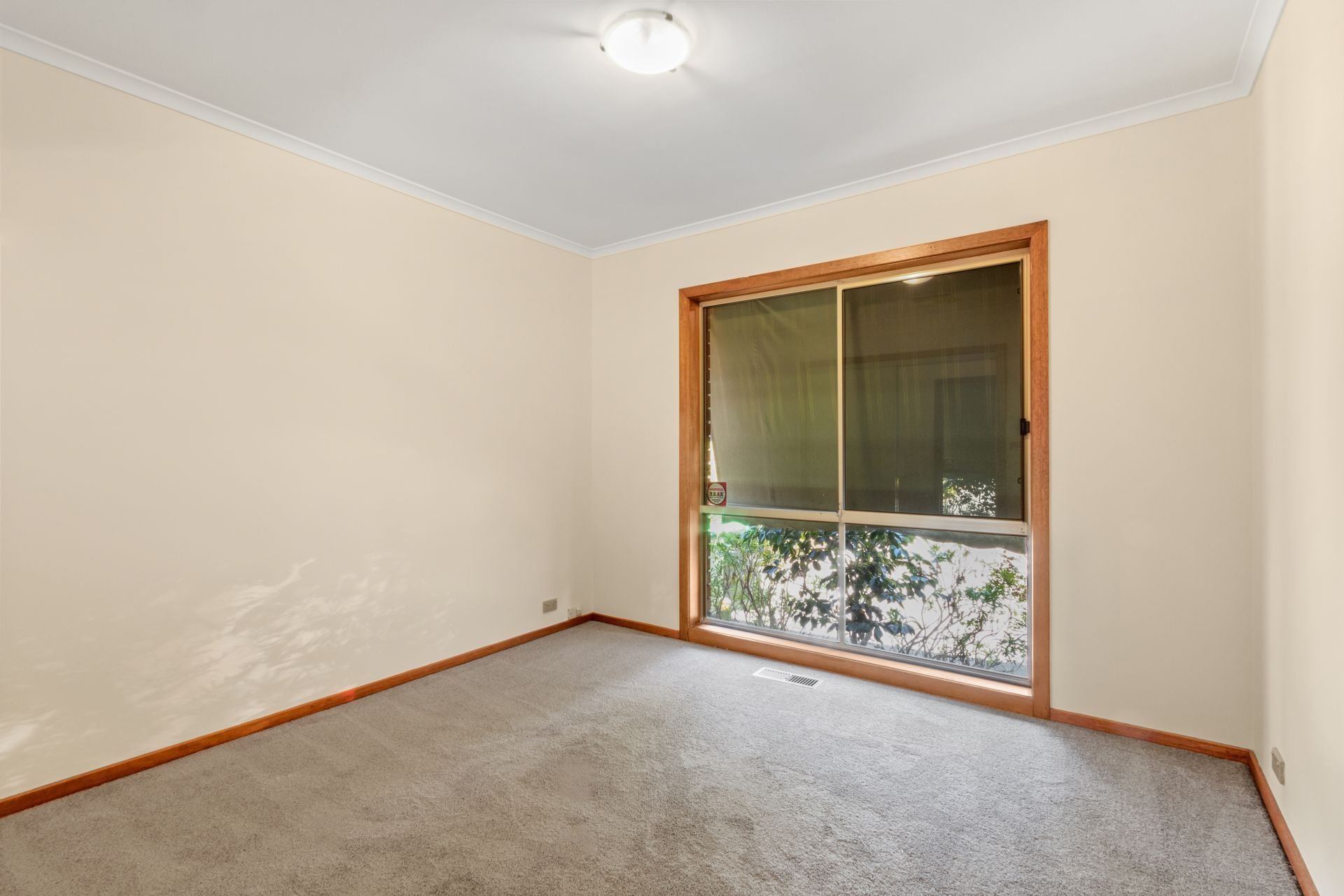 AS BIG AS A HOUSE AND ALL WITHIN WALKING DISTANCE TO TRAIN, TRAMS AND BUSES