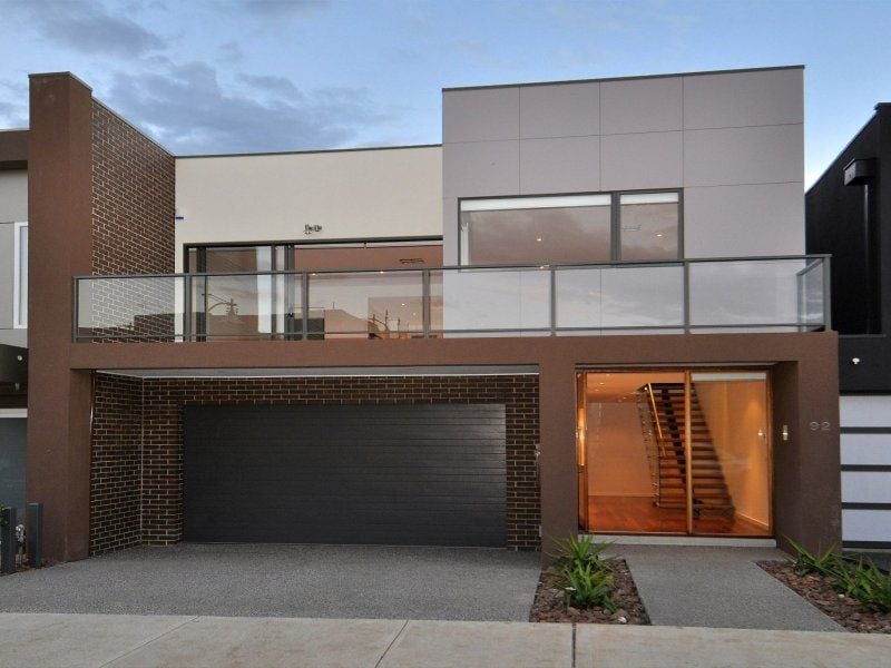 92 The Esplanade, Caroline Springs - Thumbnail 2