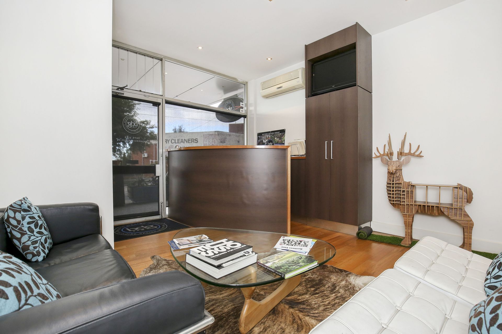 Modern Commercial Office Space in Prime Location