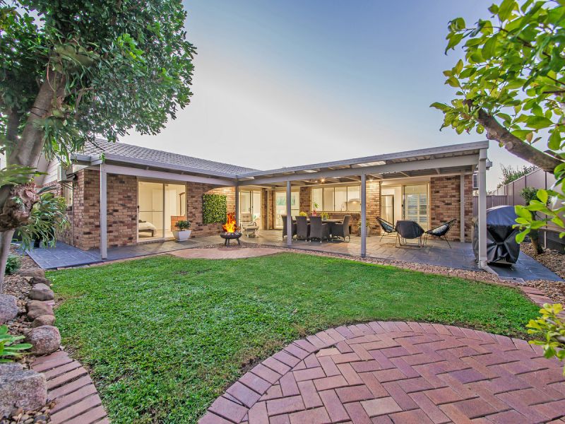 Thornlands 15 Burgundy Crescent