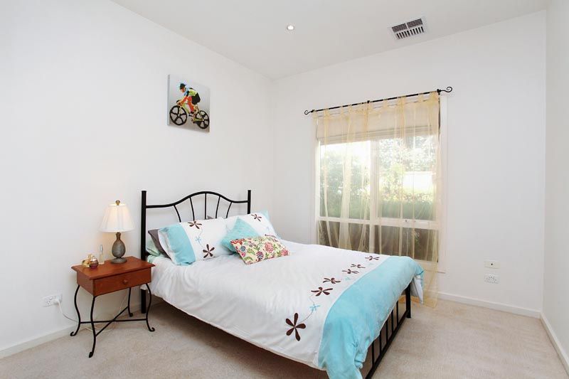 5 Barrett Court, Yarraville - Thumbnail 4