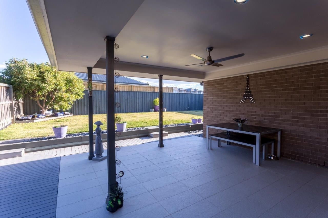 Colebee 27 Kirkwood Crescent