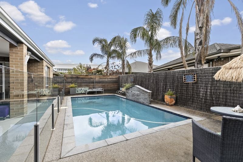 11 Hawkstowe Parade, South Morang