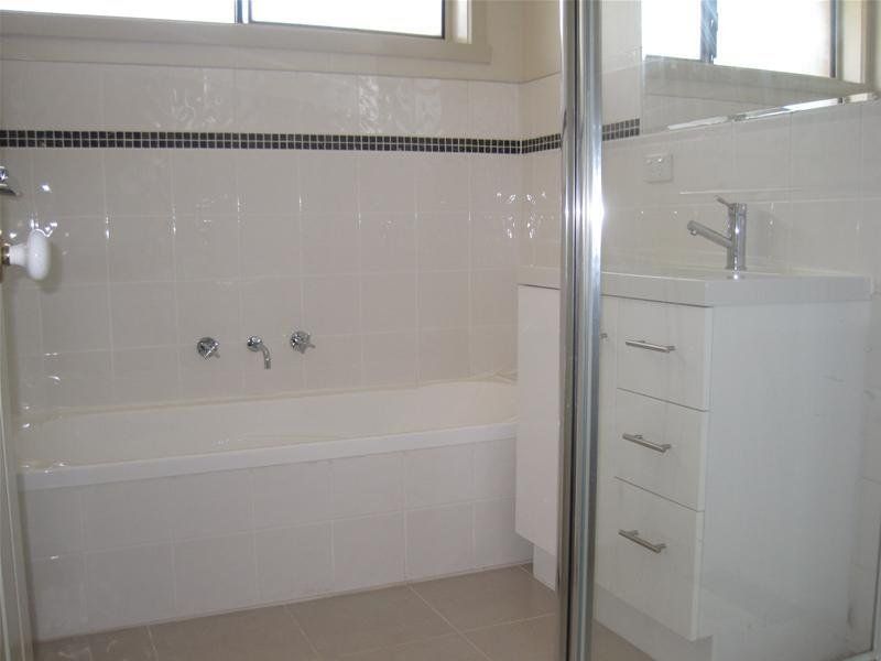Well Presented, Spacious Family Home...