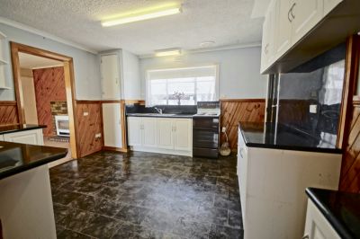 3
 
 
 
  
 
 
 1
 
 
 
  
 
 
 2
 
 
 
 
 
 
 
 45 Percy Street, Devonport TAS 7310, Devonport - Thumbnail 5