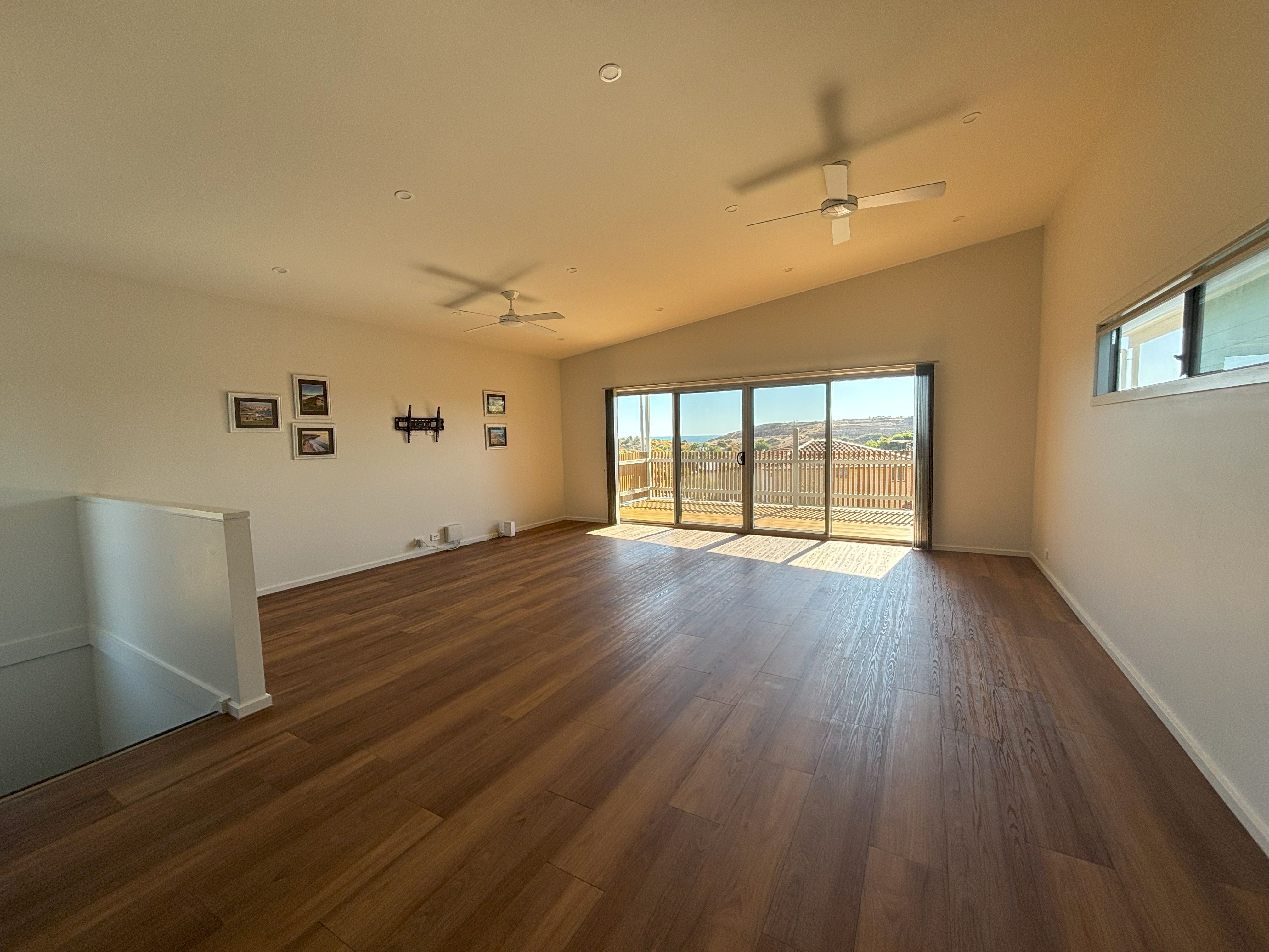 19 Vernon Crescent Maslin Beach 5170