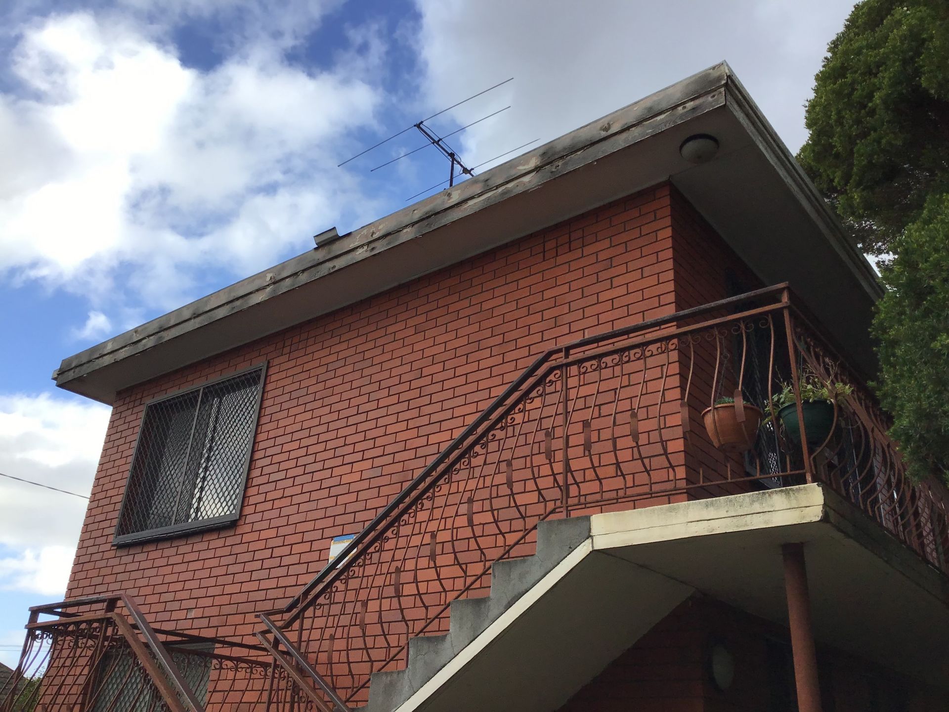 Excellent Apartment in Hidden Pocket of Brunswick