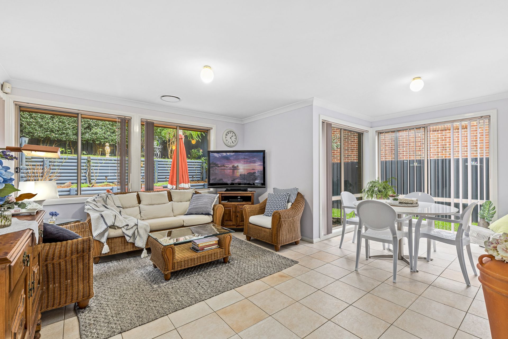 66a Ravensbourne Circuit Dural NSW, Dural - Thumbnail 3