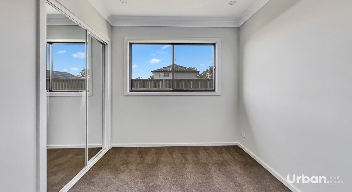 Tahmoor 45A Dulcimere Street