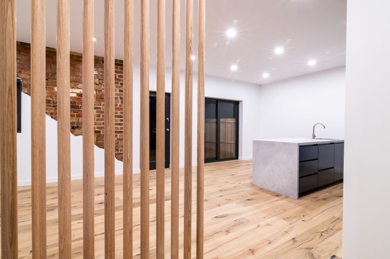 1/1 James Place, Elwood - Thumbnail 6
