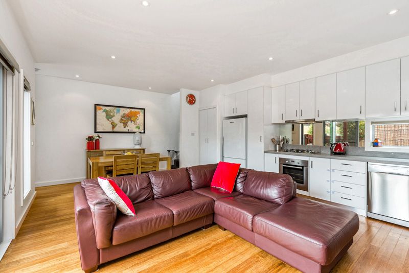1 Newcastle St, Yarraville - Thumbnail 6