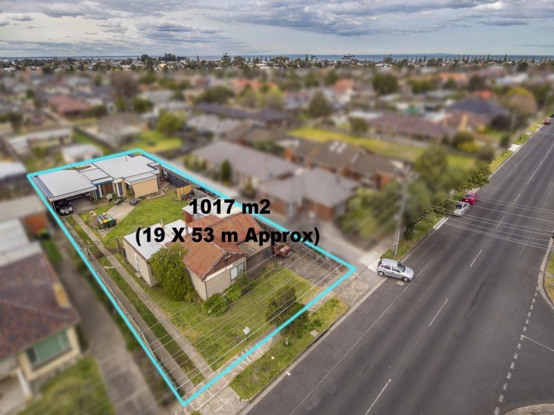 64 Grieve Parade, Altona - Thumbnail 2