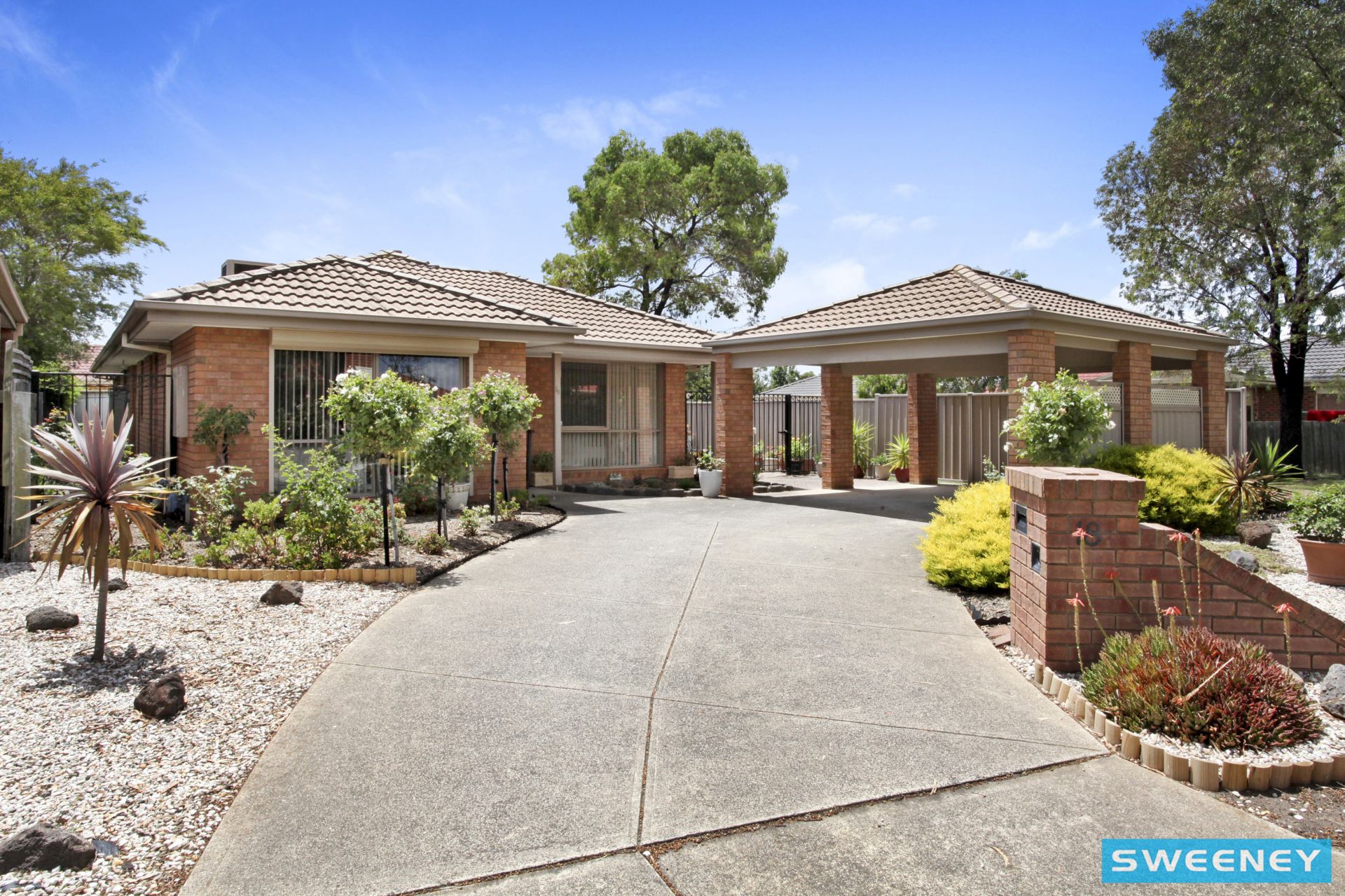 18 Cobb Junction, Sydenham - Thumbnail 2