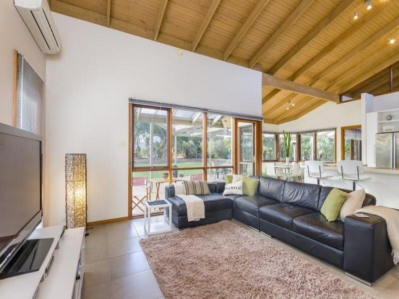 10 Boulevarde Court OCEAN GROVE VIC, Ocean Grove - Thumbnail 4
