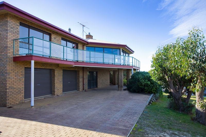 7-9 Bimbadeen Drive, Fairhaven - Thumbnail 3