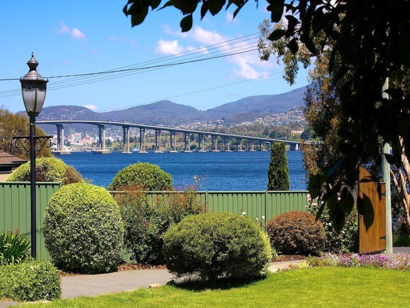 Real Estate For Sale 61 Esplanade Rose Bay , TAS