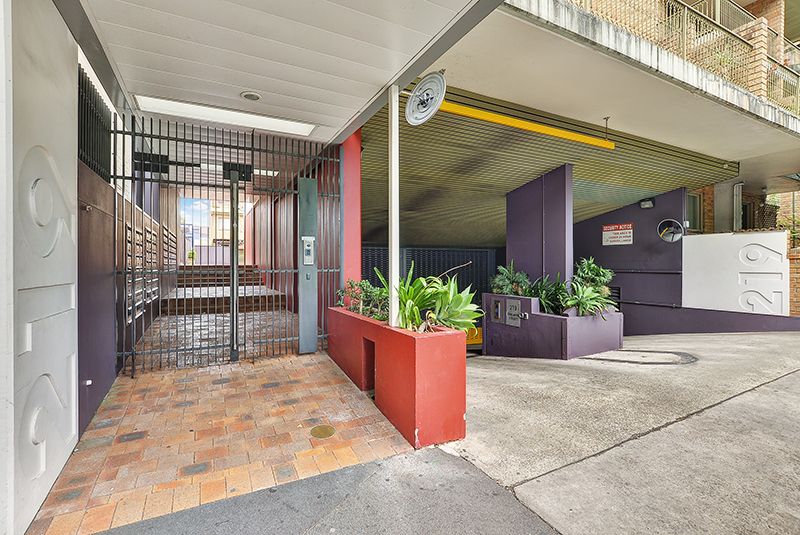 SOLD - Leafy Top Floor Retreat in a Tranquil Rear Position