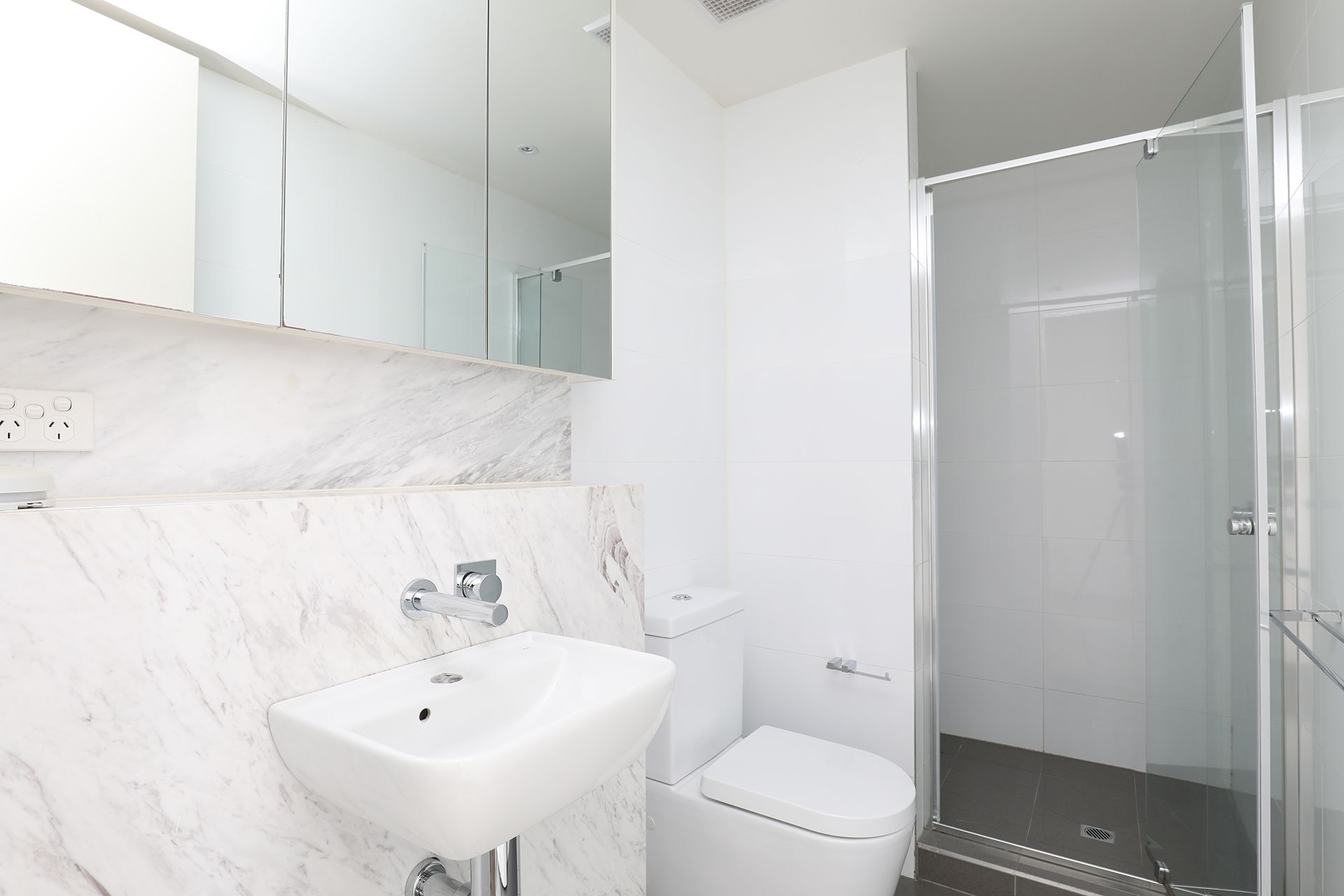 104/490 Dandenong Road, Caulfield North - Thumbnail 5
