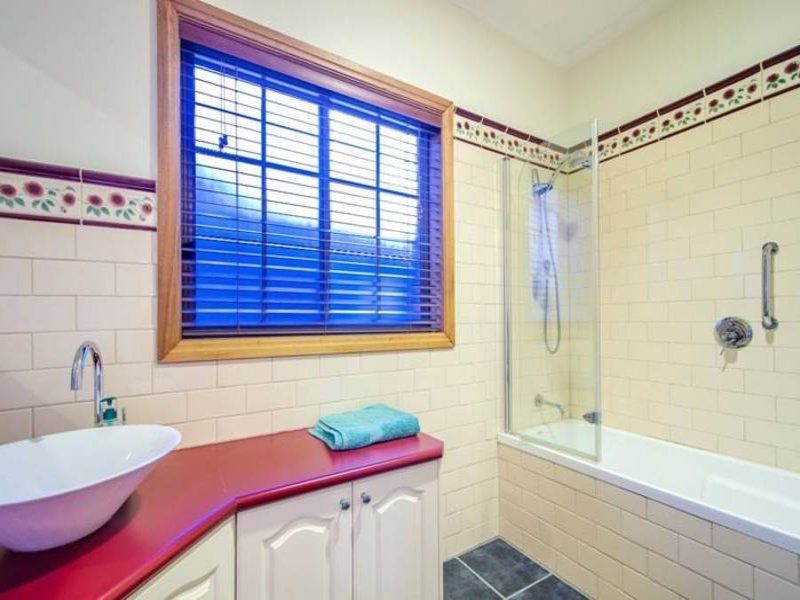 13 Ovington Place, Altona Meadows - Thumbnail 8