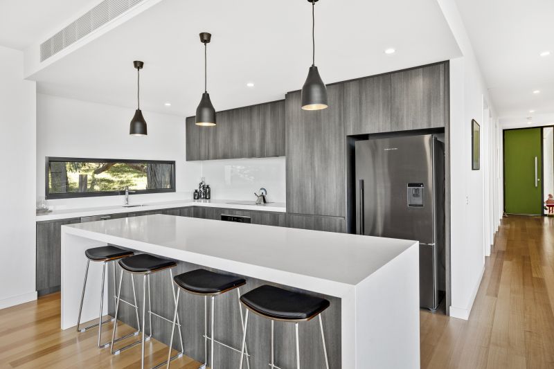 19 Hopetoun Terrace Lorne VIC, Lorne - Thumbnail 4