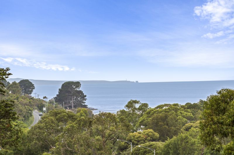 5 Grand Parade, Lorne, VIC, Lorne - Thumbnail 2