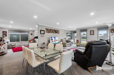 3
 
 
 
  
 
 
 1
 
 
 
  
 
 
 5
 
 
 
 
 
 
 
 23 The Avenue, Latrobe TAS 7307, Latrobe - Thumbnail 5