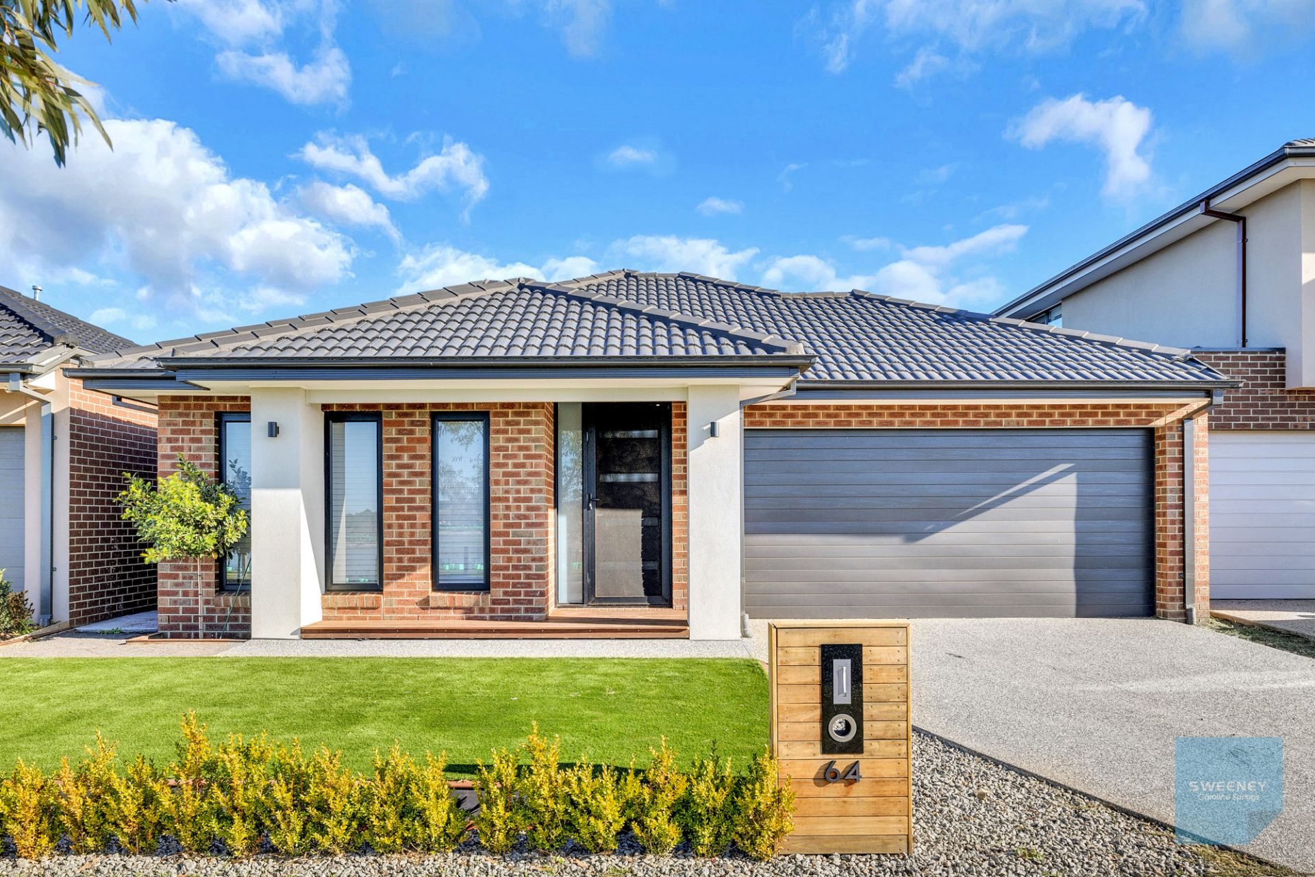 64 Rushmore Way, Bonnie Brook - Thumbnail 2