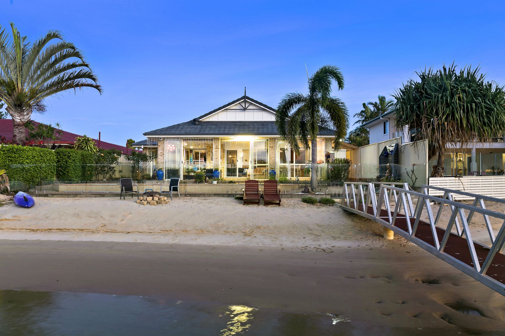 Real Estate For Sale 180 Tahiti Avenue Palm Beach , QLD