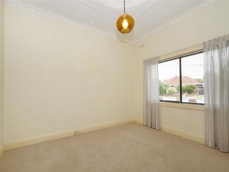 Spacious Living in Great Location