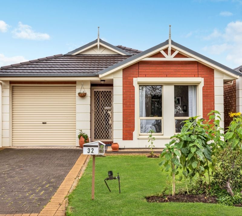 Real Estate For Sale 32 McKay Avenue Windsor Gardens , SA
