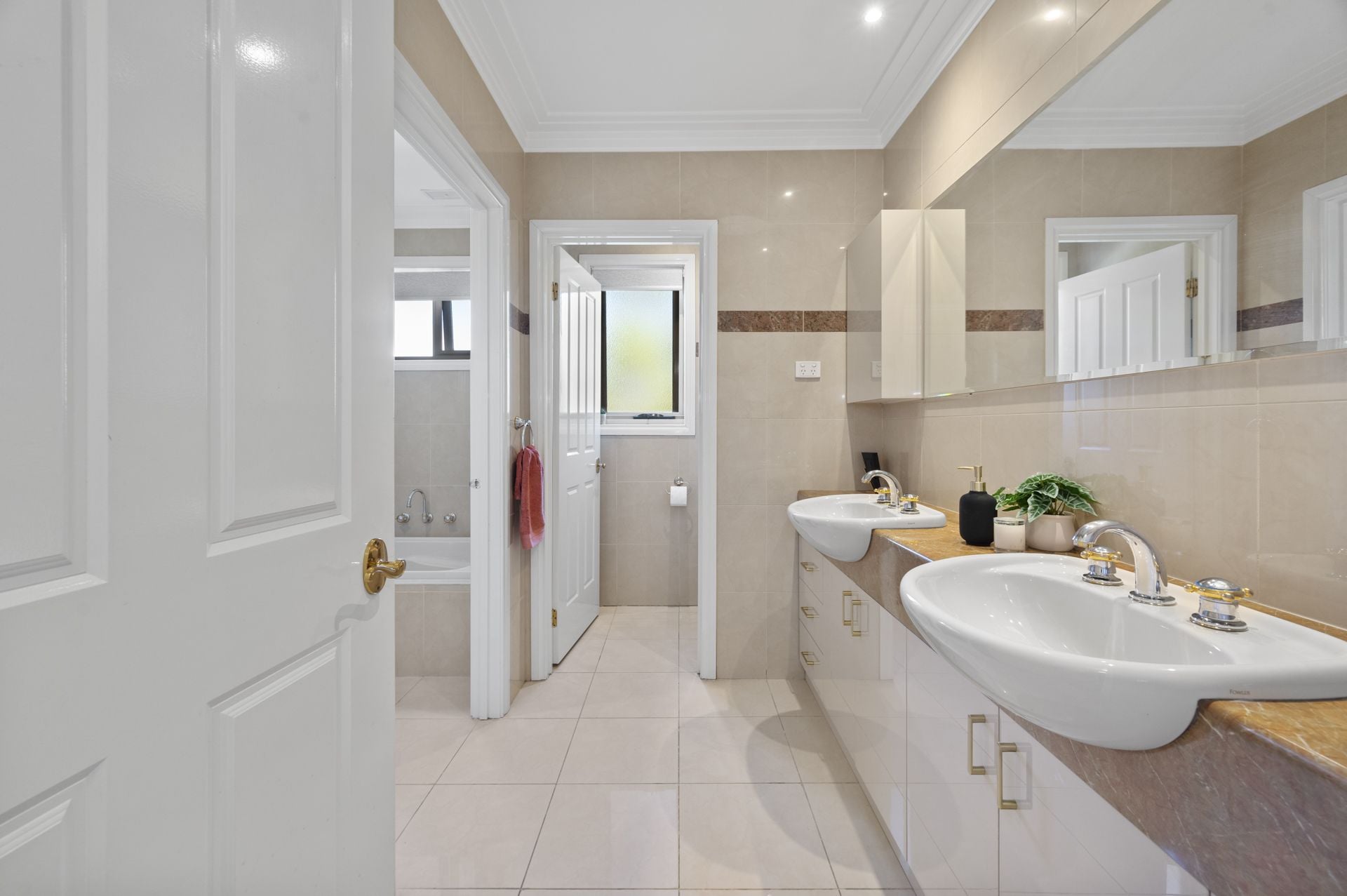 Elegant Touches, Impeccable Design