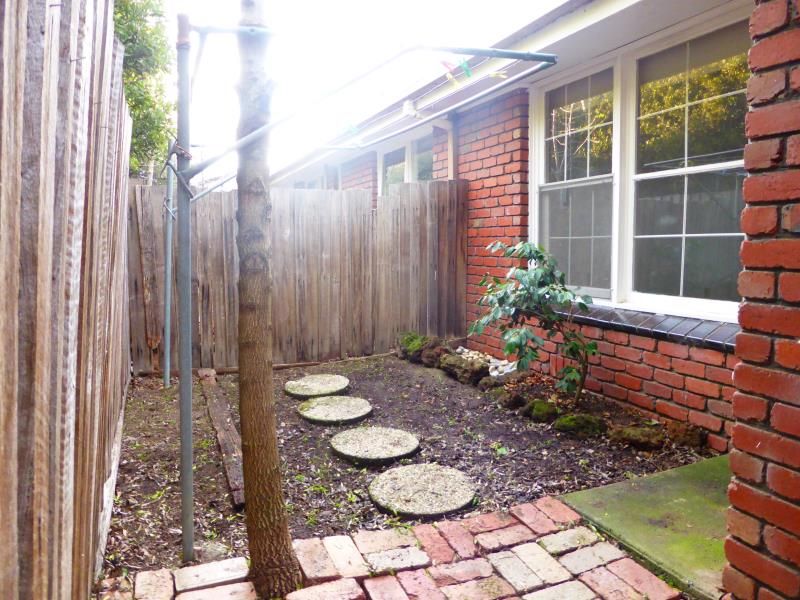 Cosy Unit With Plenty of Space to Offer!