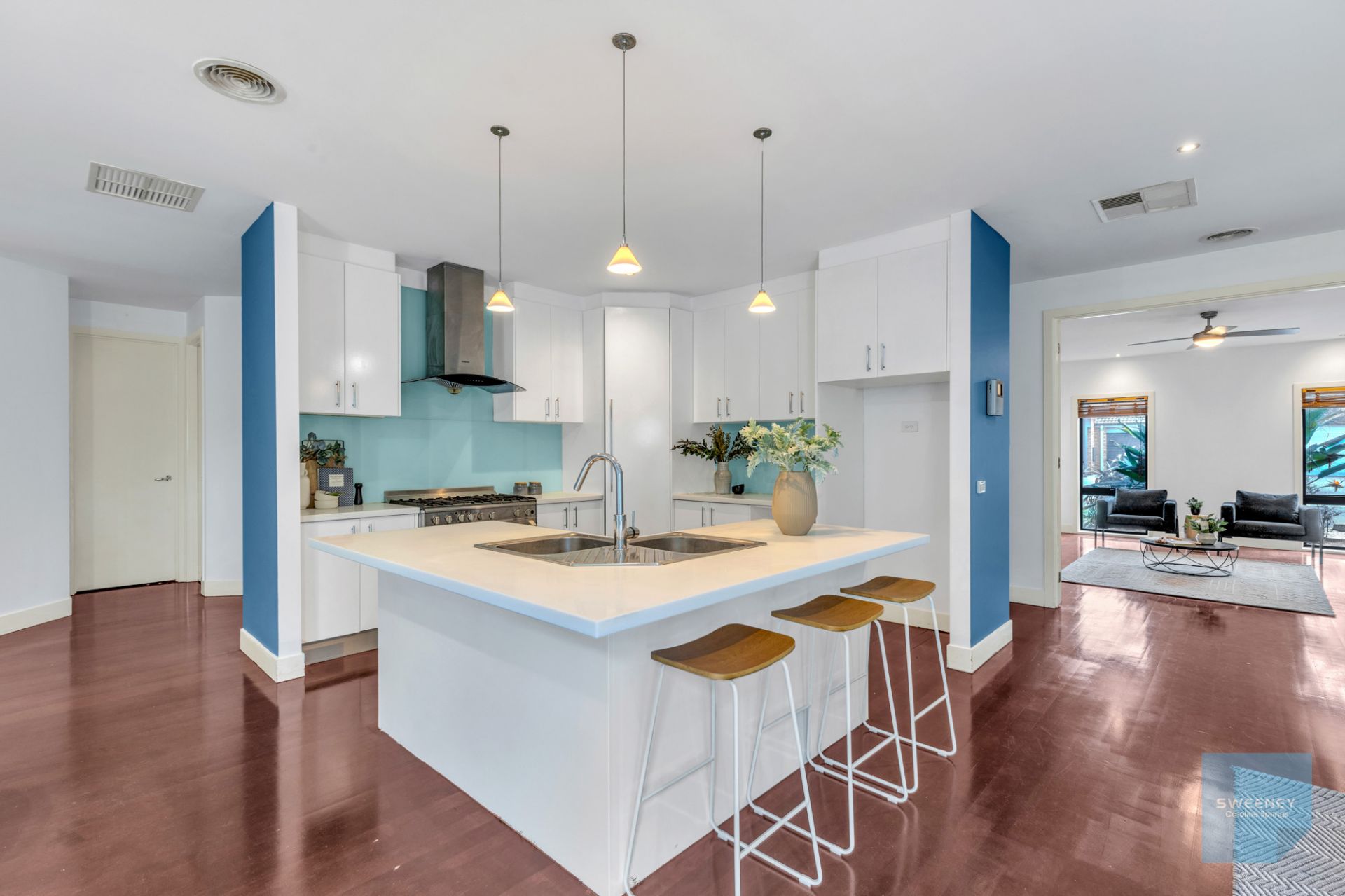 9 Royal Park Avenue, Caroline Springs - Thumbnail 6