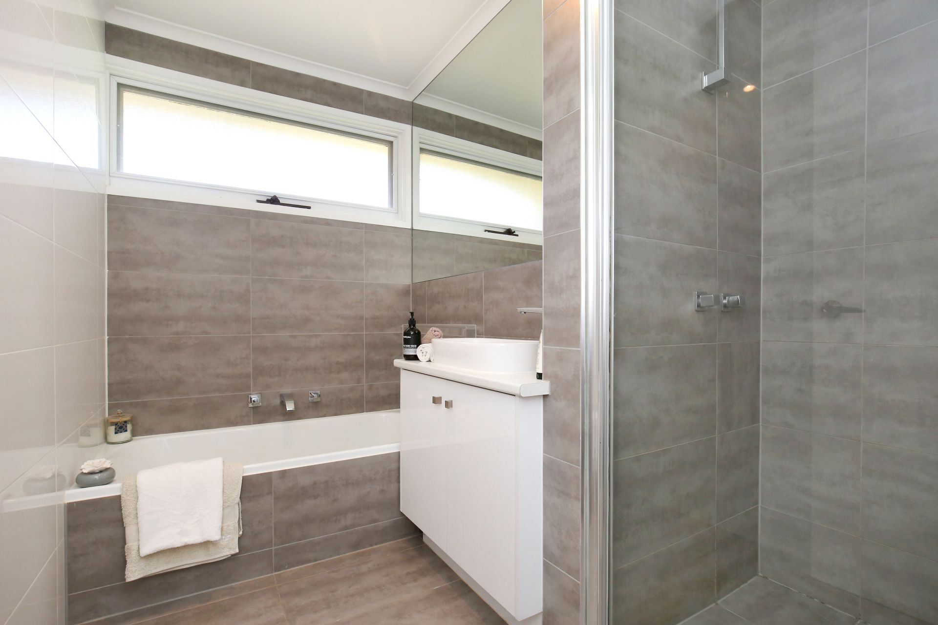 MODERN LIVING IN PRIME LOCATION