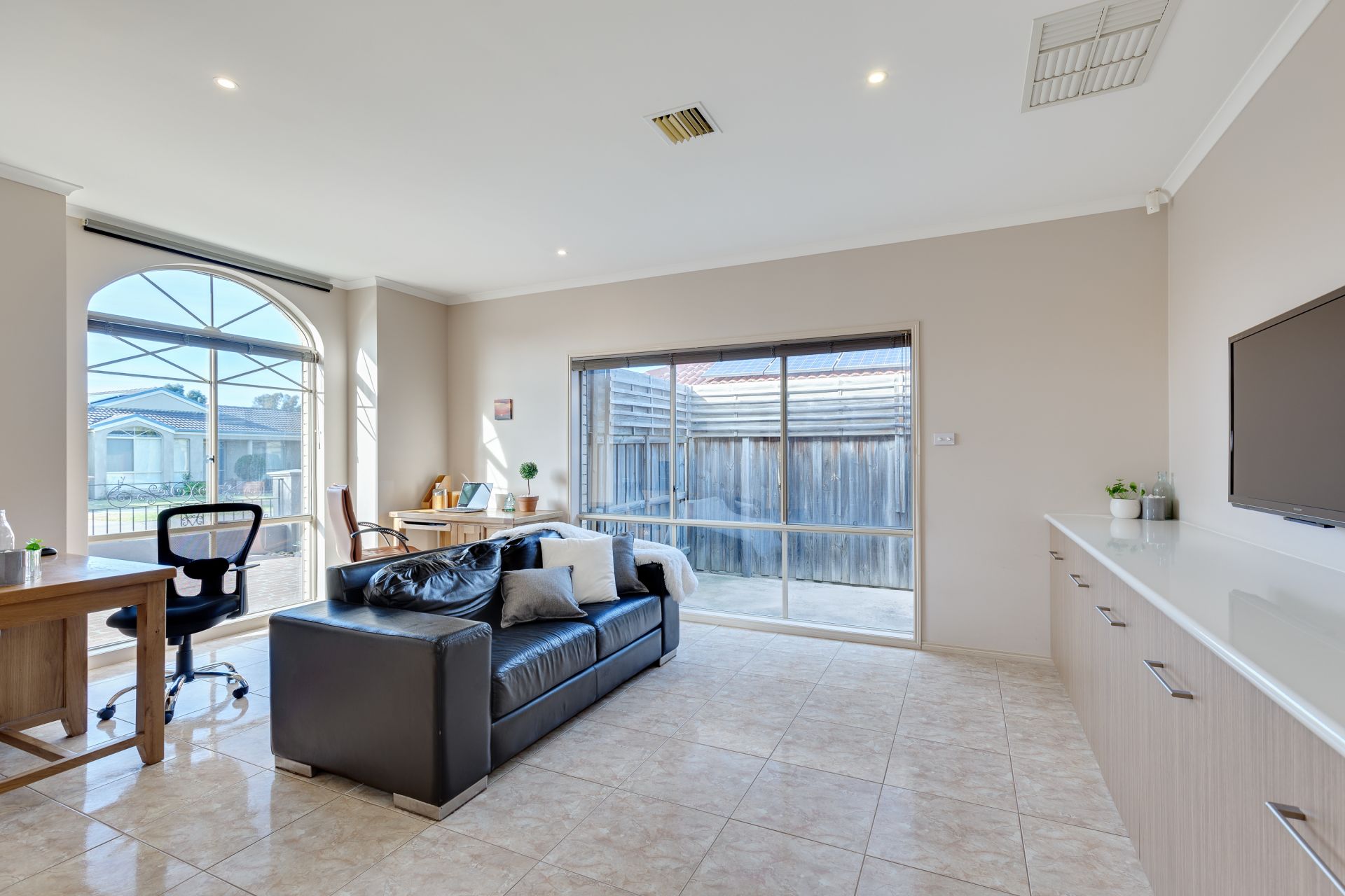 15 Saunders Crescent Epping, Epping - Thumbnail 6