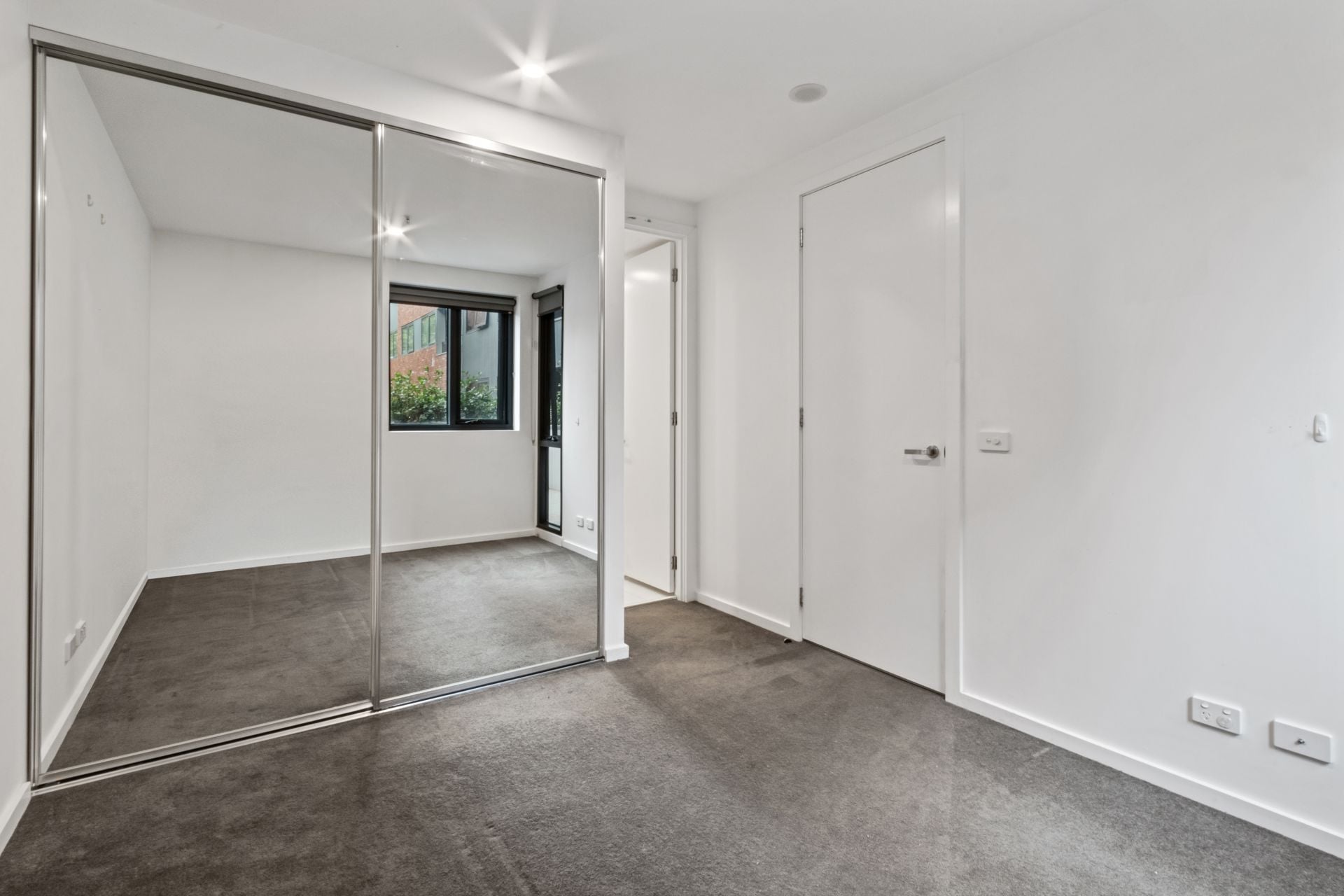 UNDER APPLICATION - Inner-city boutique living