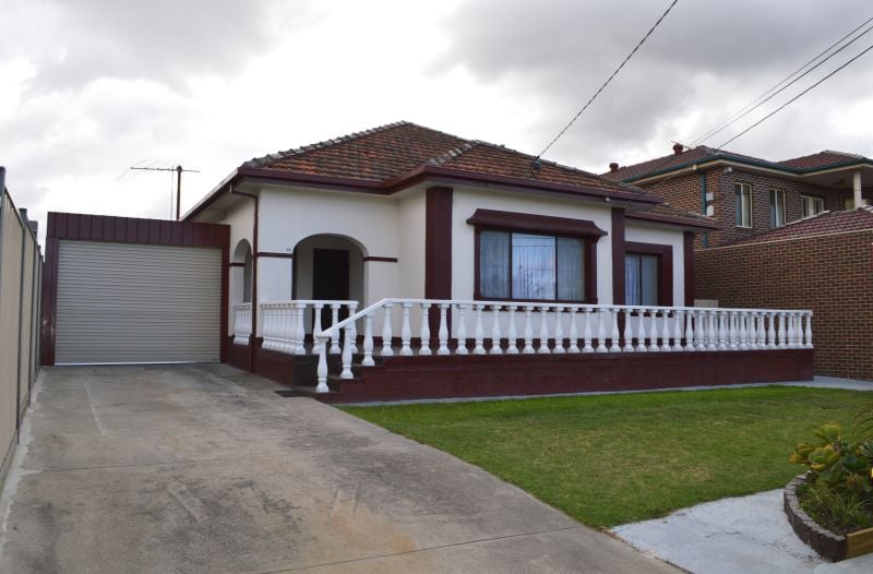 62 Newton Street, Reservoir
