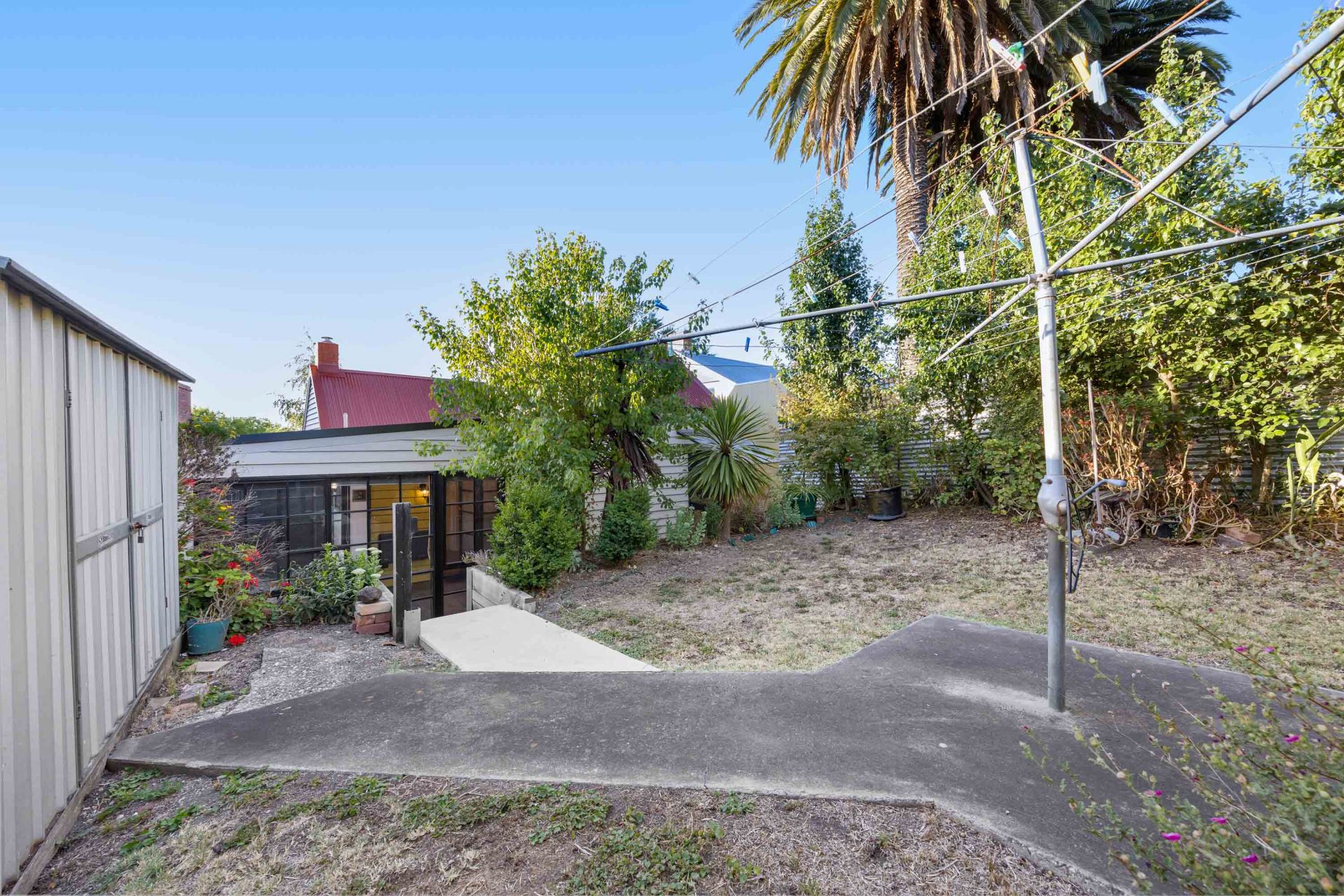 411 Barkly Street Golden Point VIC, Golden Point - Thumbnail 2