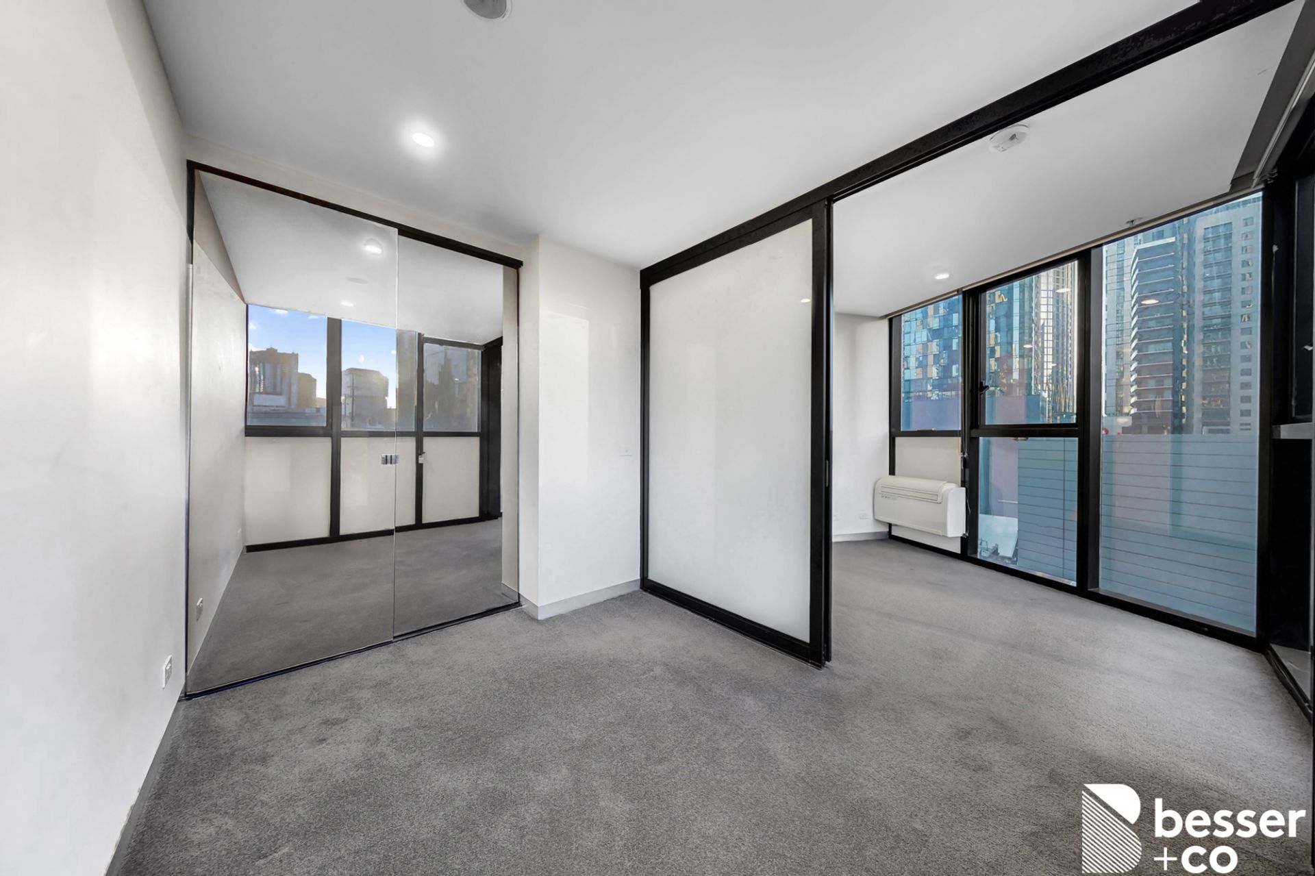 706/33 Clarke Street, Southbank - Thumbnail 8